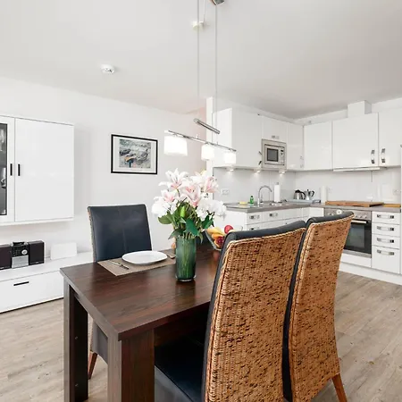 Strandlaeufer App 14 *